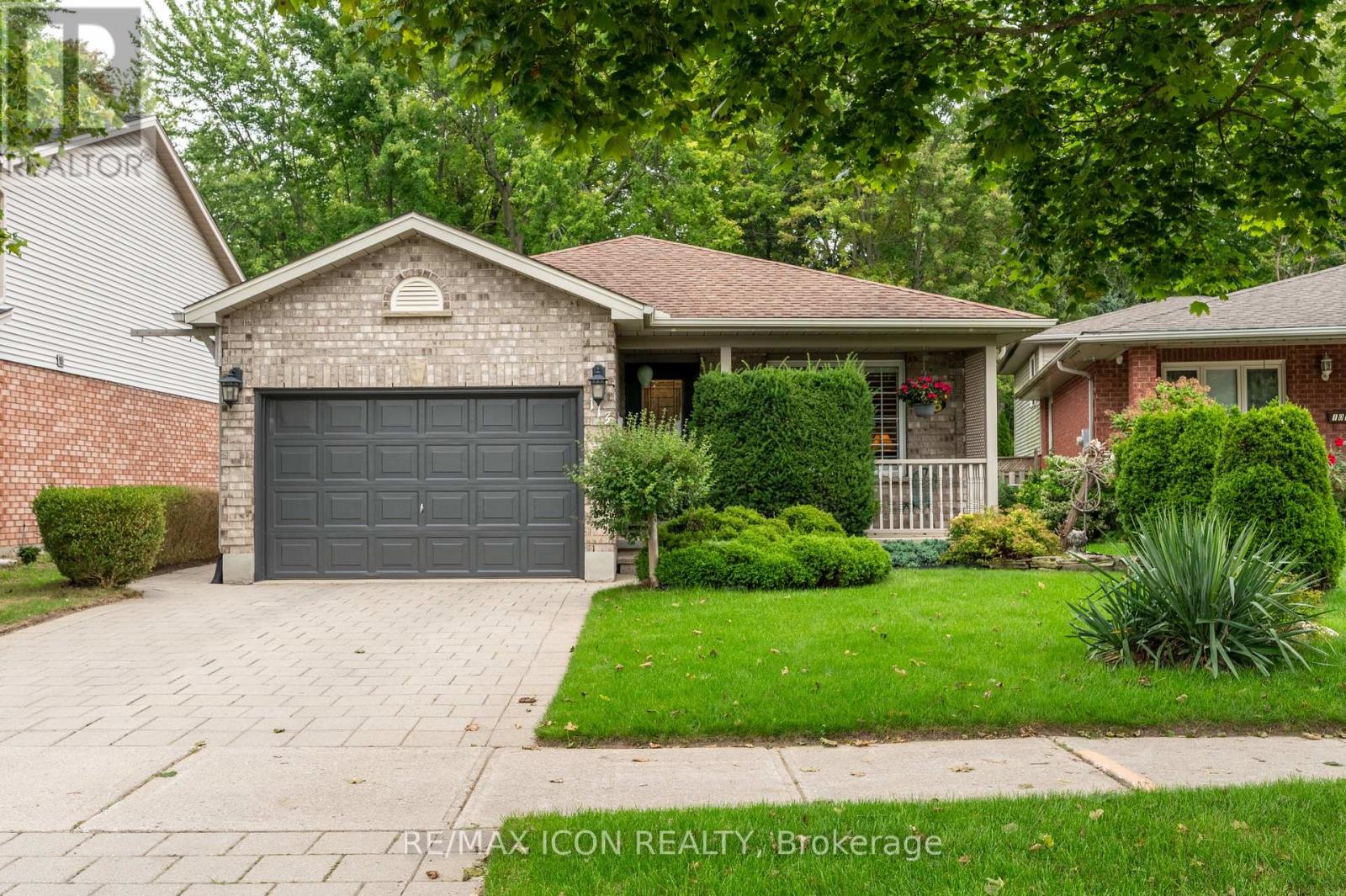 113 BOURNEMOUTH DRIVE - 1