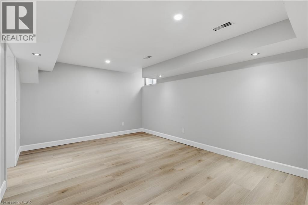 #3 30 S IMPERIAL Road - 32