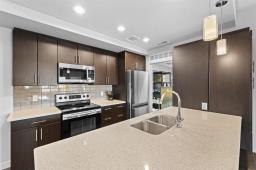 406 70 Barnes Street, Winnipeg, MB R3T3N7 Photo 8