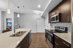 406 70 Barnes Street, Winnipeg, MB R3T3N7 Photo 10