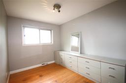 13 2nd Avenue Sw, Carman, MB R0G0J0 Photo 12