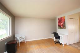 Eat in kitchen - 13 2nd Avenue Sw, Carman, MB R0G0J0 Photo 6