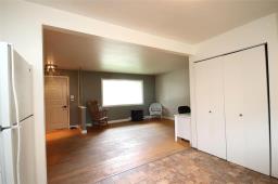 13 2nd Avenue Sw, Carman, MB R0G0J0 Photo 9
