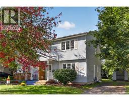 233 Kendra Street, photo 2
