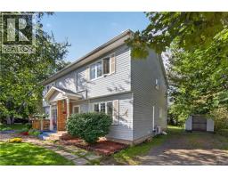 233 Kendra Street, photo 3