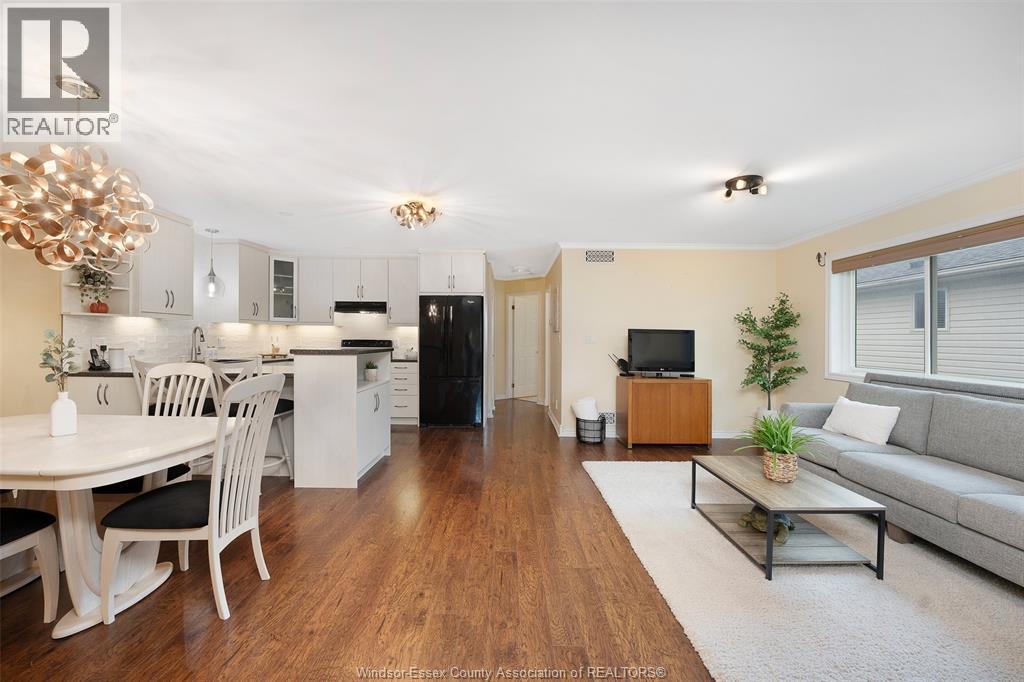 4130 St. Clair Ave. - 10