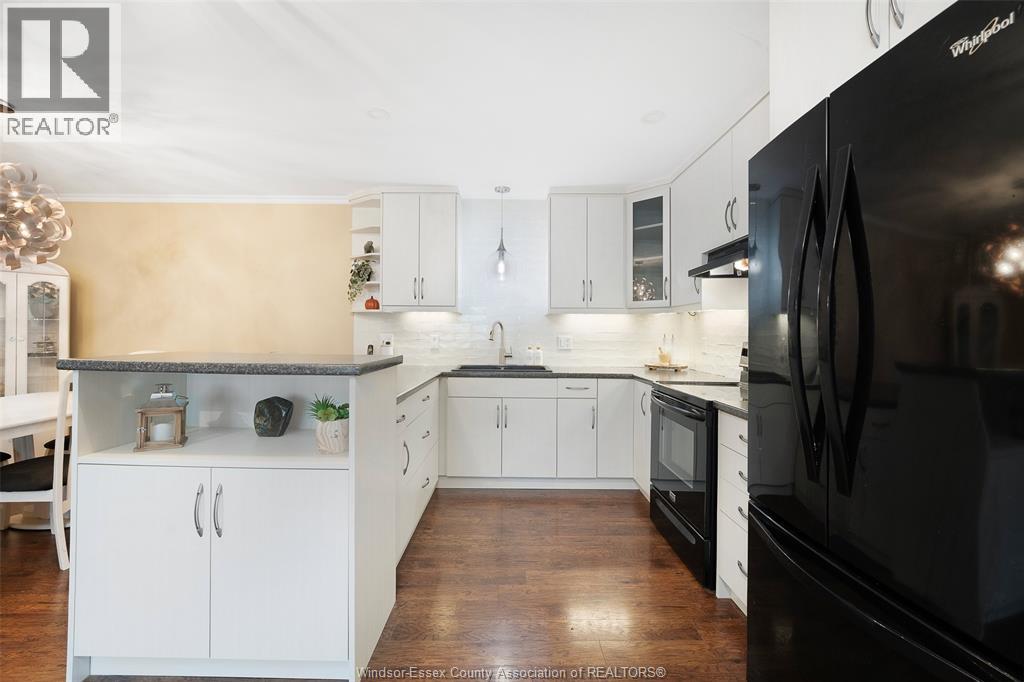 4130 St. Clair Ave. - 13