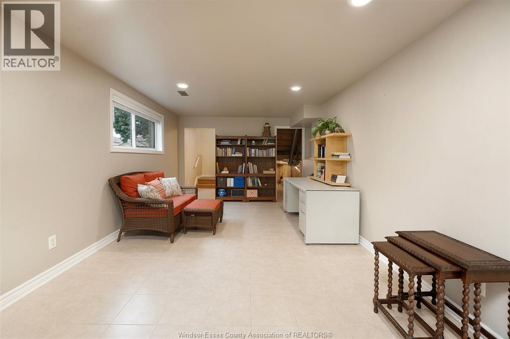 4130 St. Clair Ave. - 23