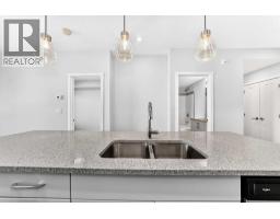 Eat in kitchen - 205, 71 Shawnee Common Sw, Calgary, AB T2Y0R2 Photo 7