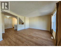 2pc Bathroom - 717 Harvest Hills Drive Ne, Calgary, AB T3K4R3 Photo 6