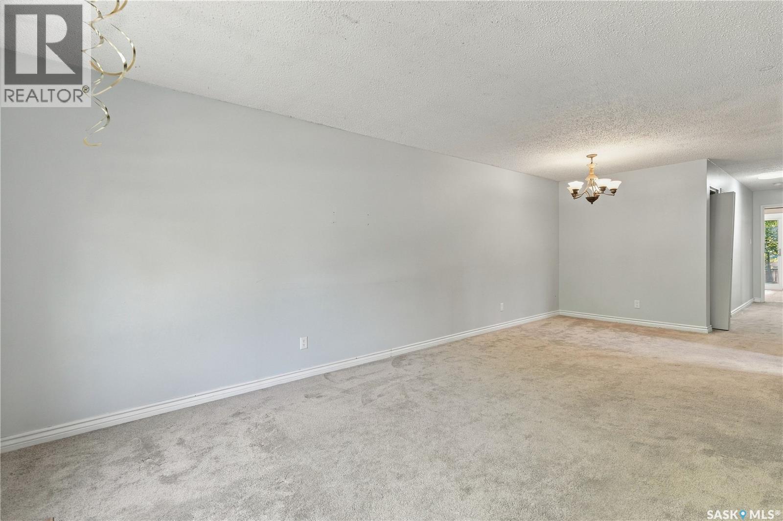 1921 McKercher DRIVE, Saskatoon — photo 4