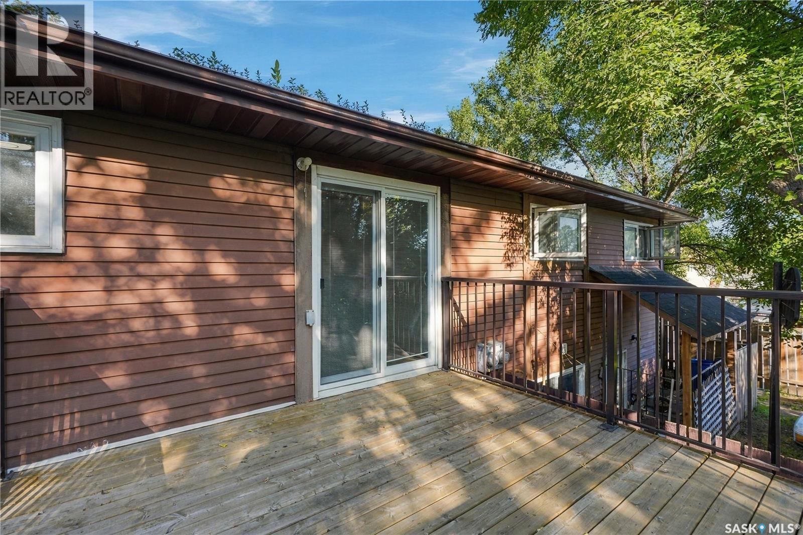 1921 McKercher DRIVE - Image 46