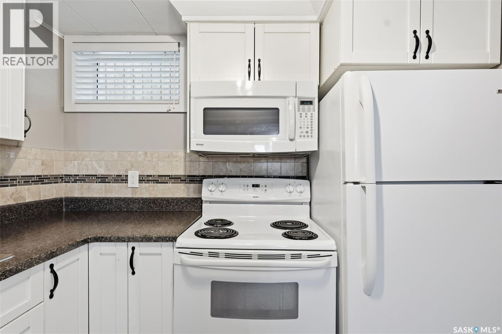 220 3rd STREET E, Saskatoon — photo 17