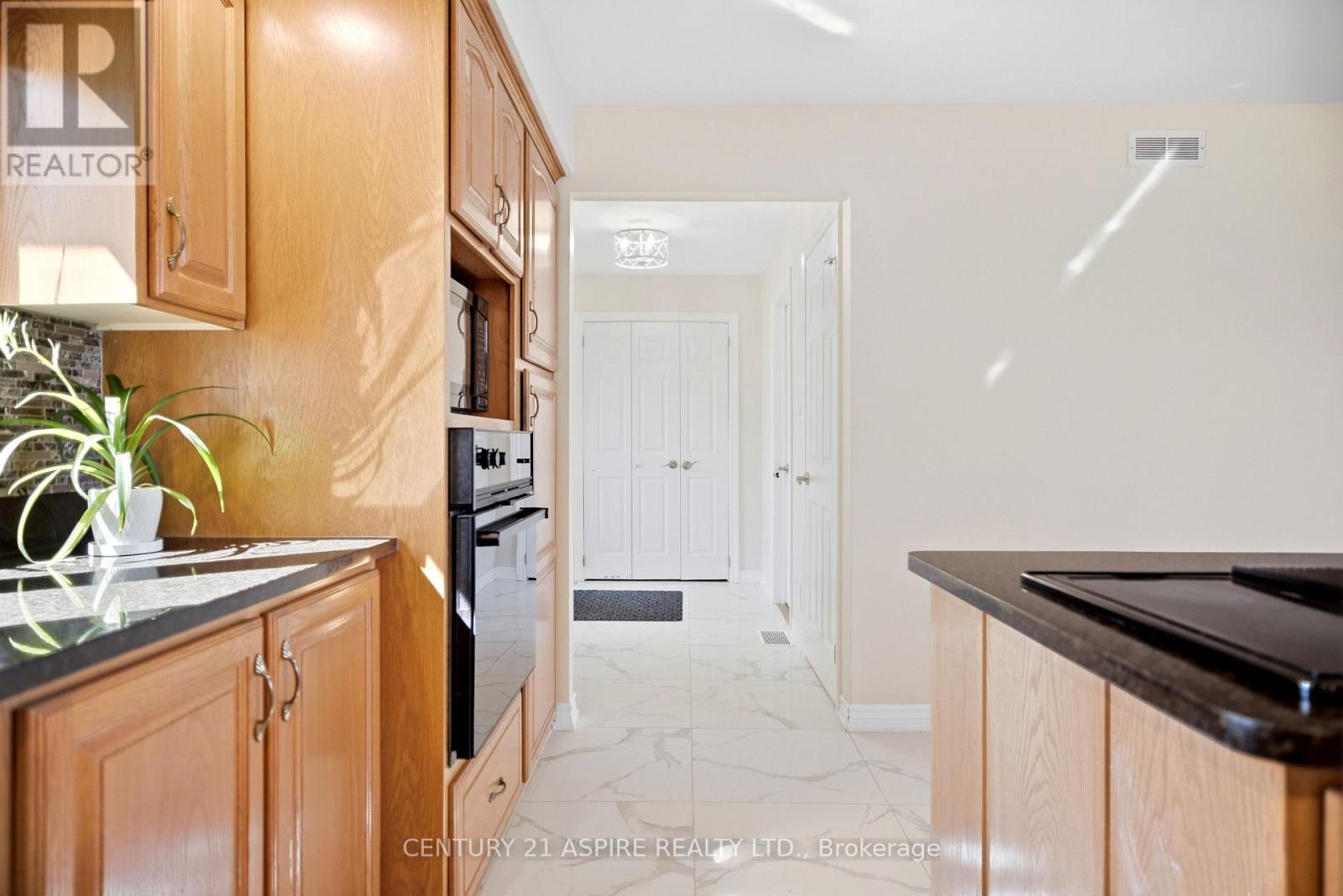 800 FOREST PARK ROAD - Image 10