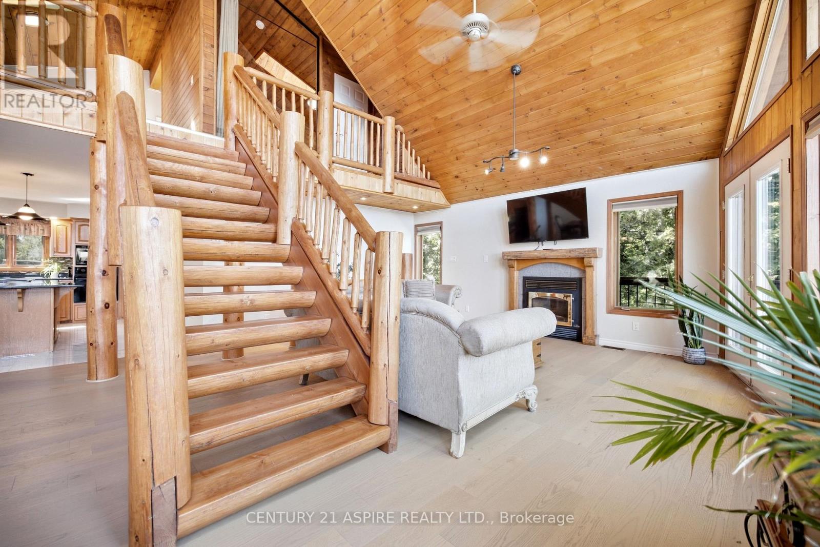 800 FOREST PARK ROAD - 17