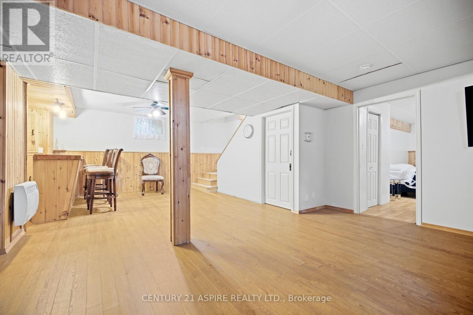 800 FOREST PARK ROAD - Image 36