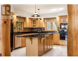 800 Forest Park Road, Laurentian Valley, ON K8A6W2 Photo 11