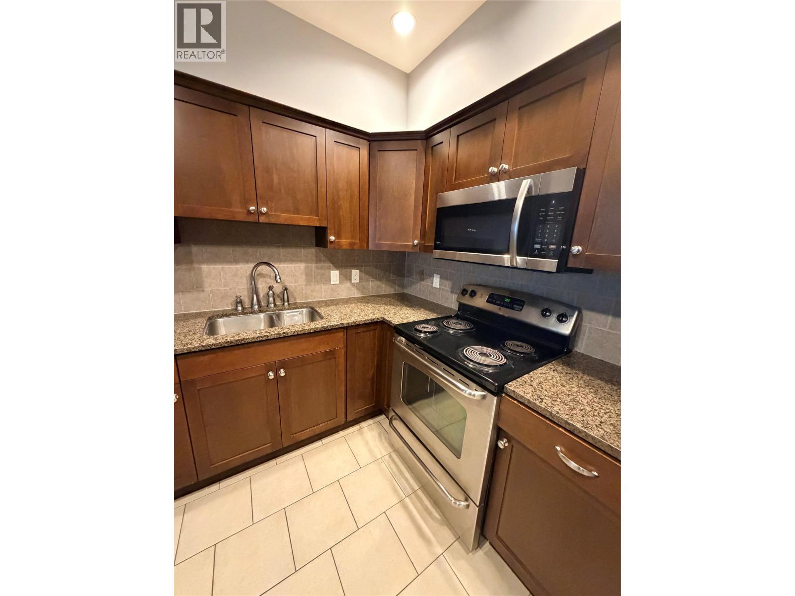 1211 3833 Brown Road, West Kelowna