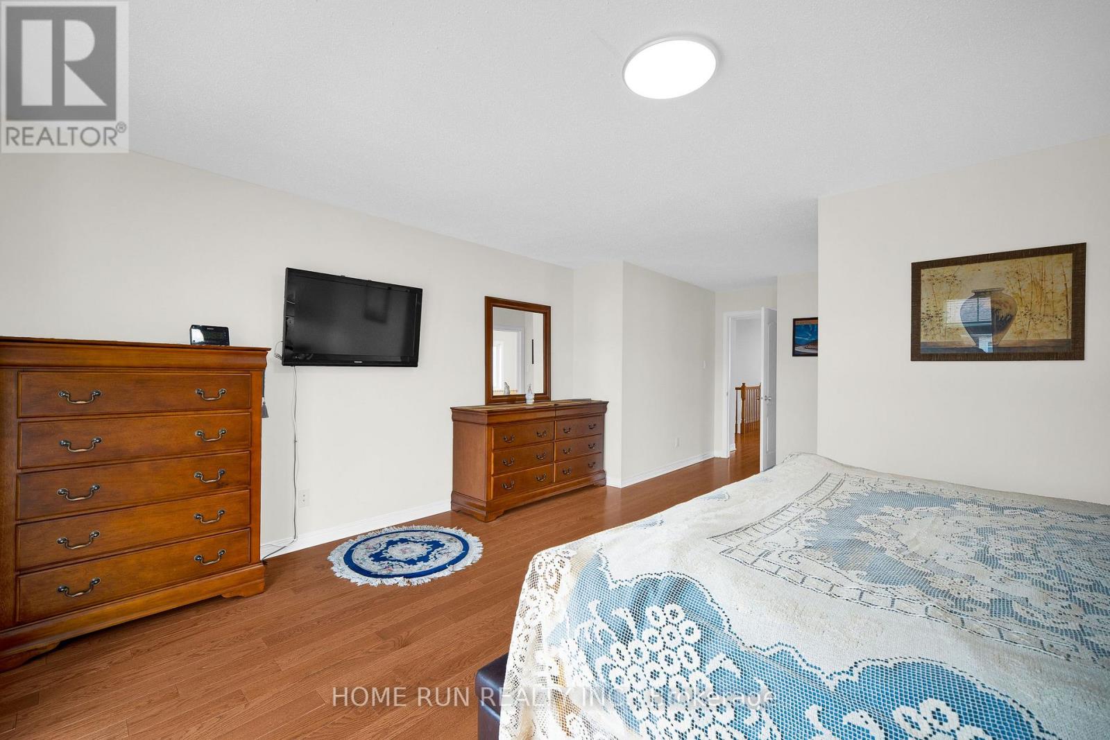 106 PORTRUSH AVENUE photo 23