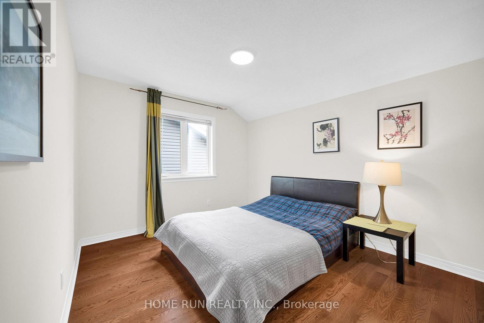 106 PORTRUSH AVENUE photo 26