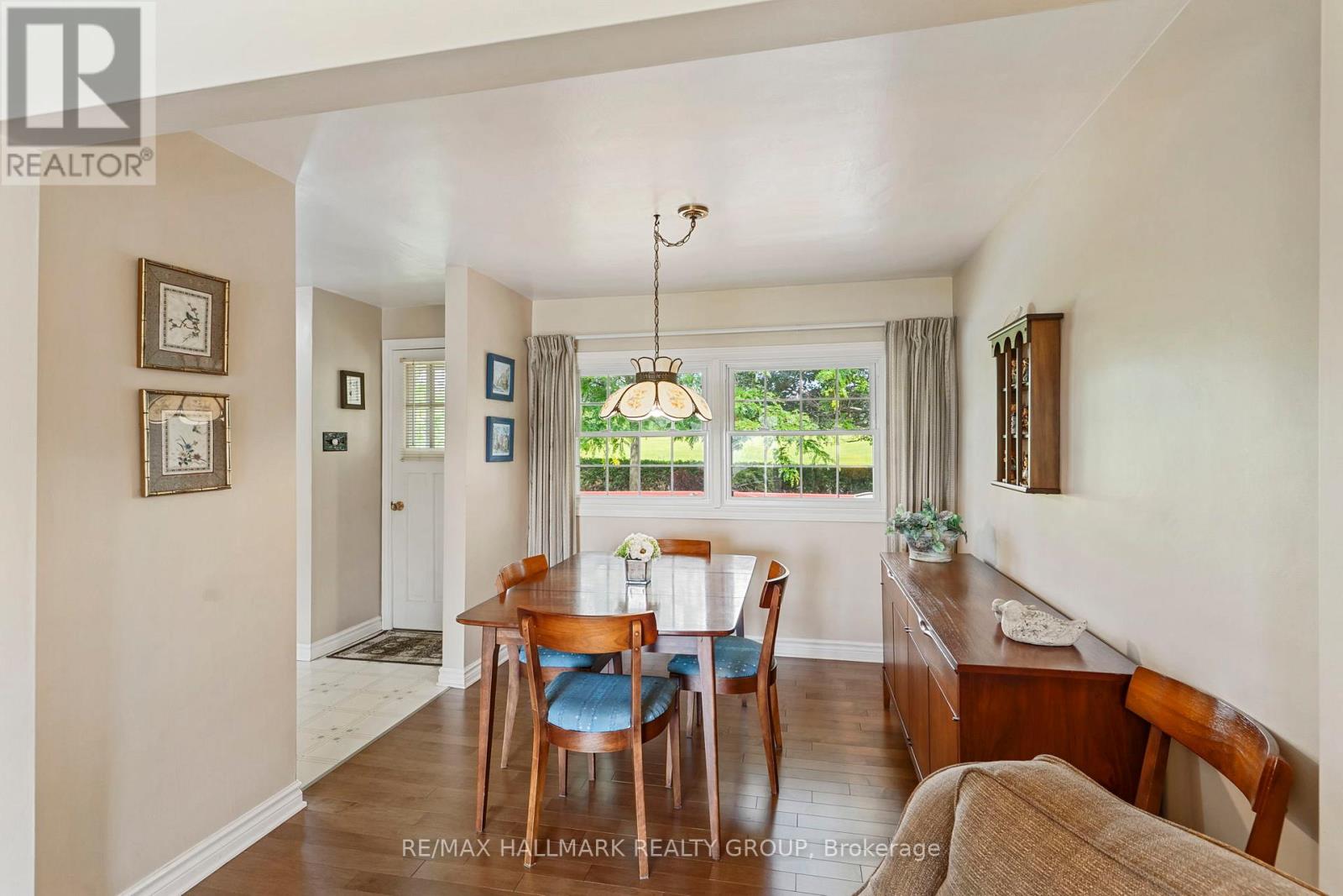 22 ST LAWRENCE COURT - 12