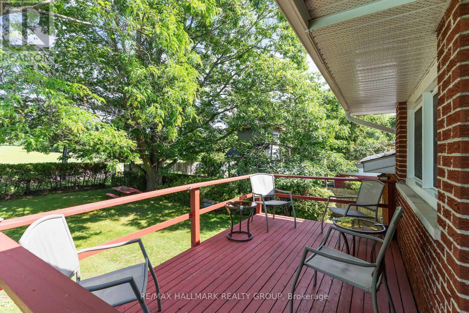 22 ST LAWRENCE COURT - 45