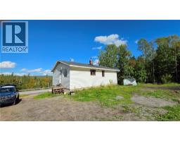 Bedroom - 7714 Route 101, Clarendon, NB E5K4V2 Photo 6