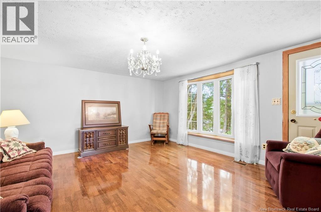 44 Steenberrick Court - 6
