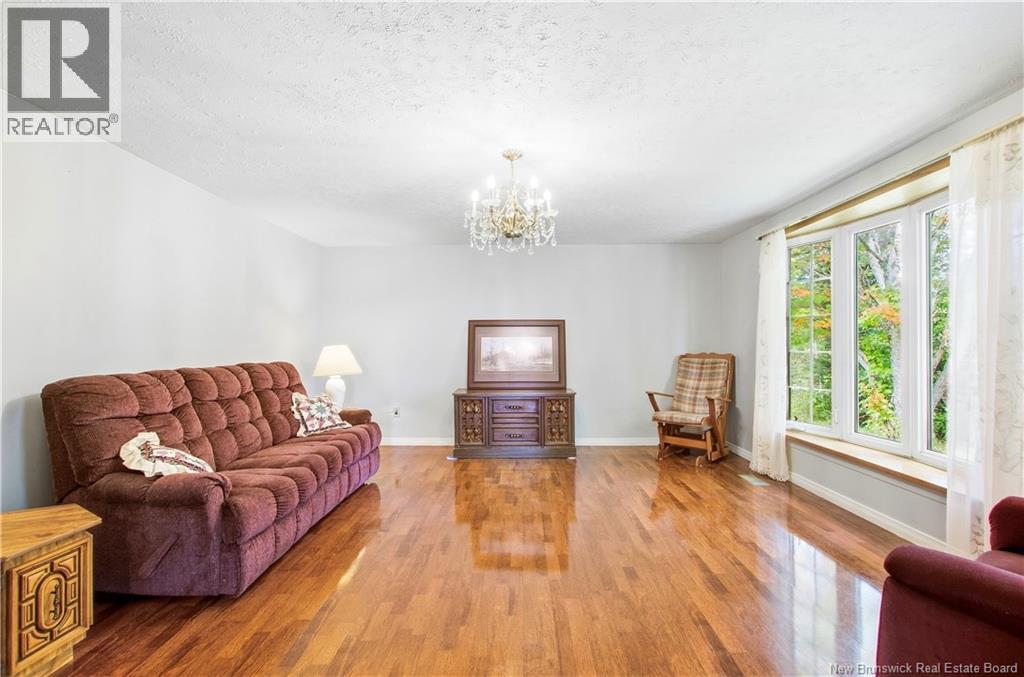 44 Steenberrick Court - 7