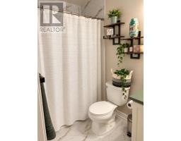 248 Spruce Street, Clearview, ON L0M1S0 Photo 13