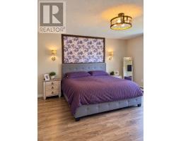 248 Spruce Street, Clearview, ON L0M1S0 Photo 25