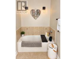 248 Spruce Street, Clearview, ON L0M1S0 Photo 30