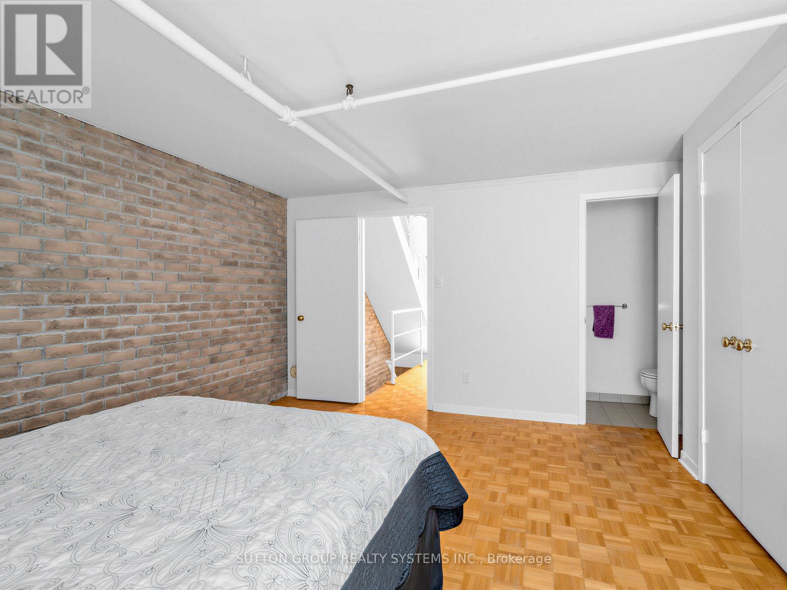 #5 6 BARTLETT AVENUE W - 12