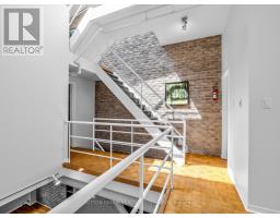 5 - 6 Bartlett Avenue W, Toronto, ON M6H3E7 Photo 19