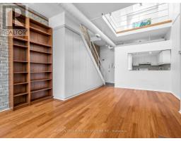 5 - 6 Bartlett Avenue W, Toronto, ON M6H3E7 Photo 7