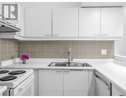 5 - 6 Bartlett Avenue W, Toronto, ON M6H3E7 Photo 8