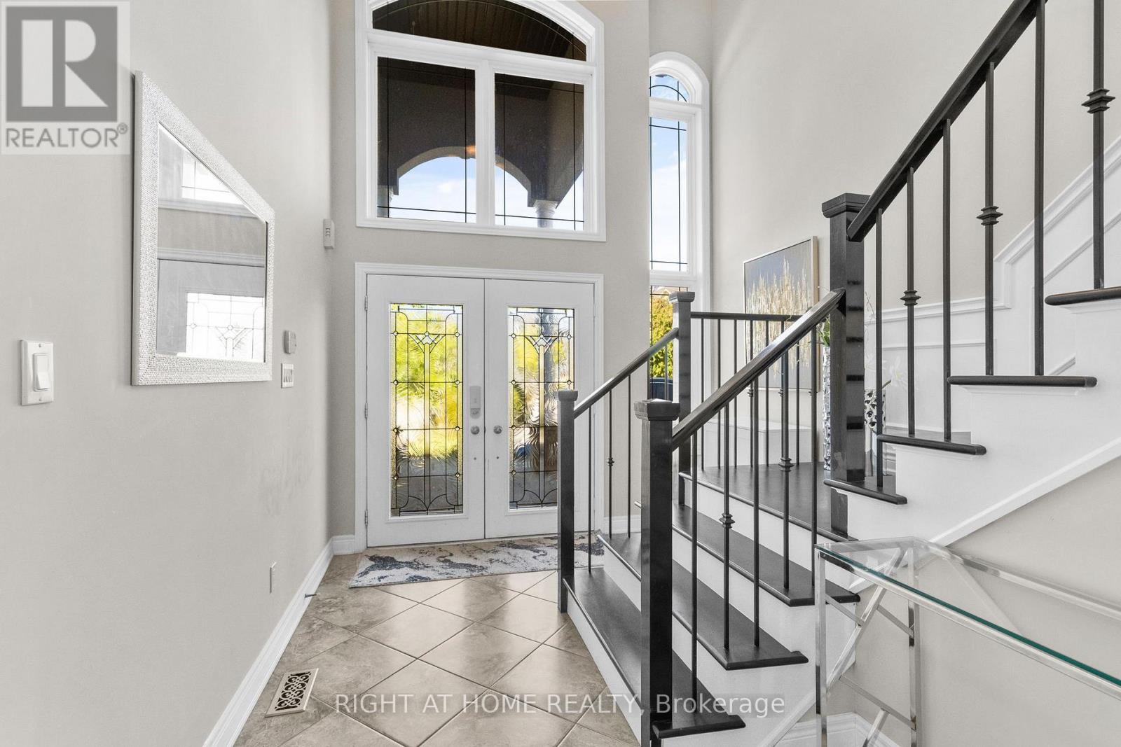 12 DONATELLO COURT - 8