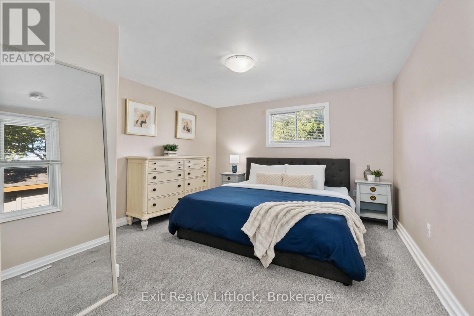 21 AYLMER STREET S - 14