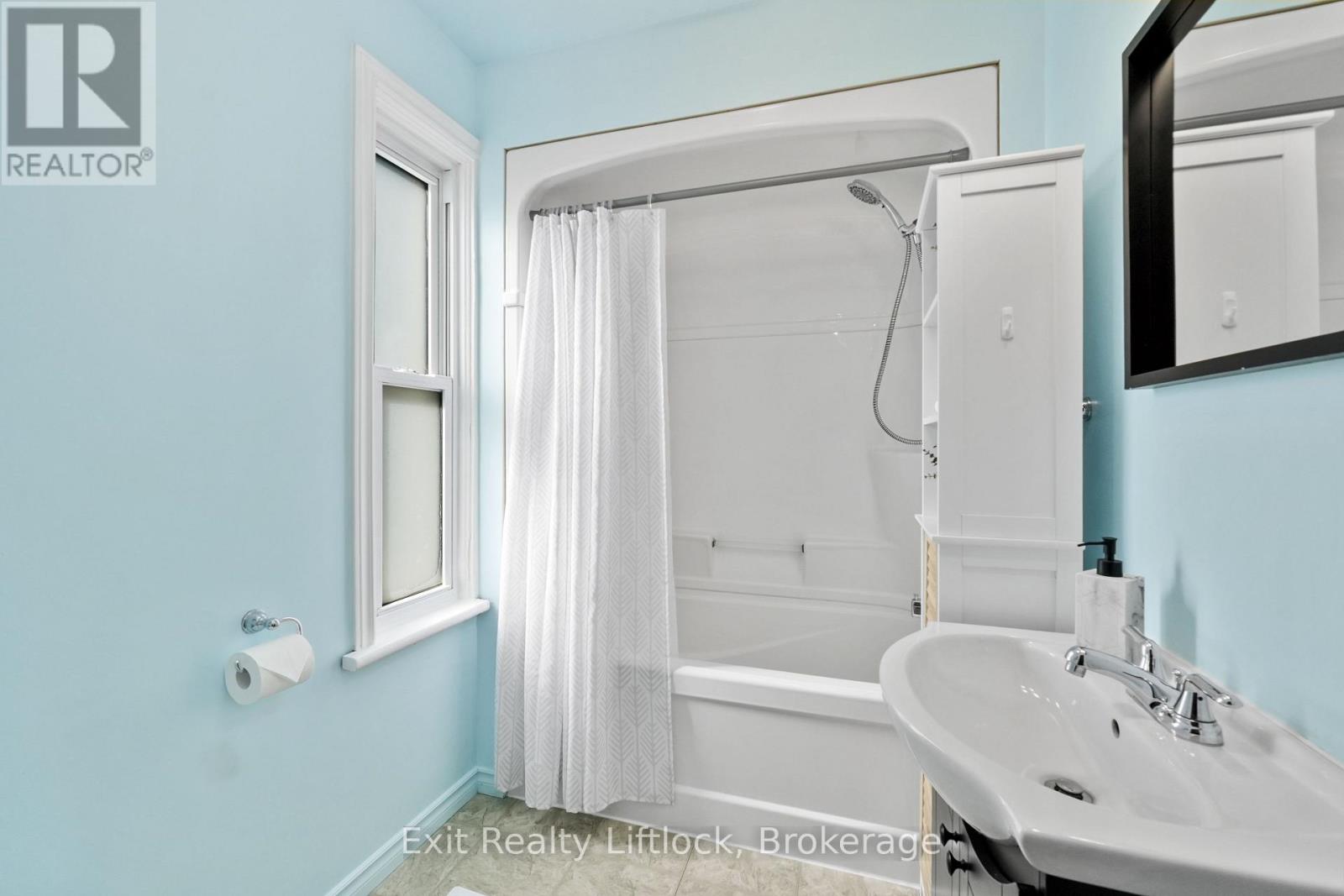 21 AYLMER STREET S - Image 16