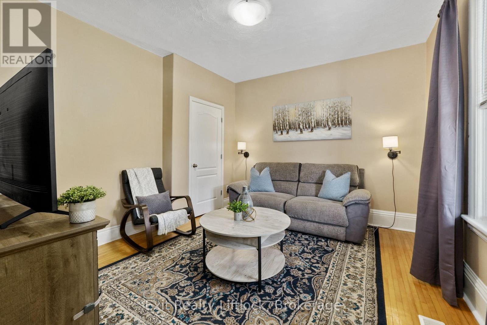 21 AYLMER STREET S - Image 5