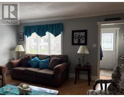 5 White's Avenue thumbnail 21
