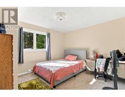 51 Boyle Street thumbnail 13