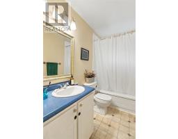 51 Boyle Street thumbnail 24