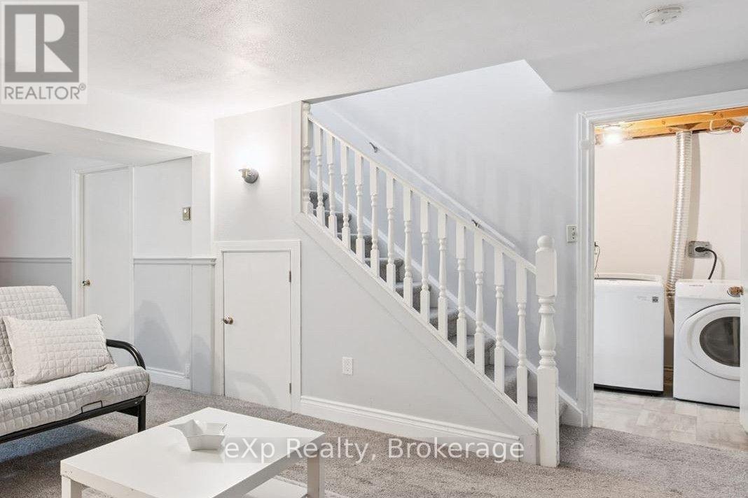 1 CHESTERTON LANE - Image 31