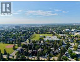 601 Madison Avenue SW - photo 2