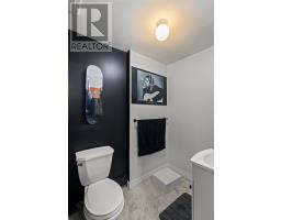 90 Glenview Terrace thumbnail 15
