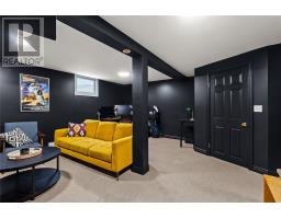 90 Glenview Terrace thumbnail 17