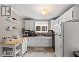 90 Glenview Terrace thumbnail 7