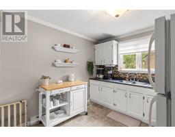 90 Glenview Terrace thumbnail 9