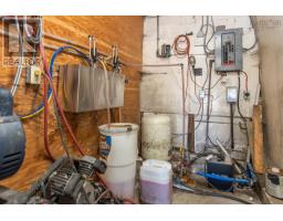 303 Highway 335, Pubnico, NS B0W2W0 Photo 11